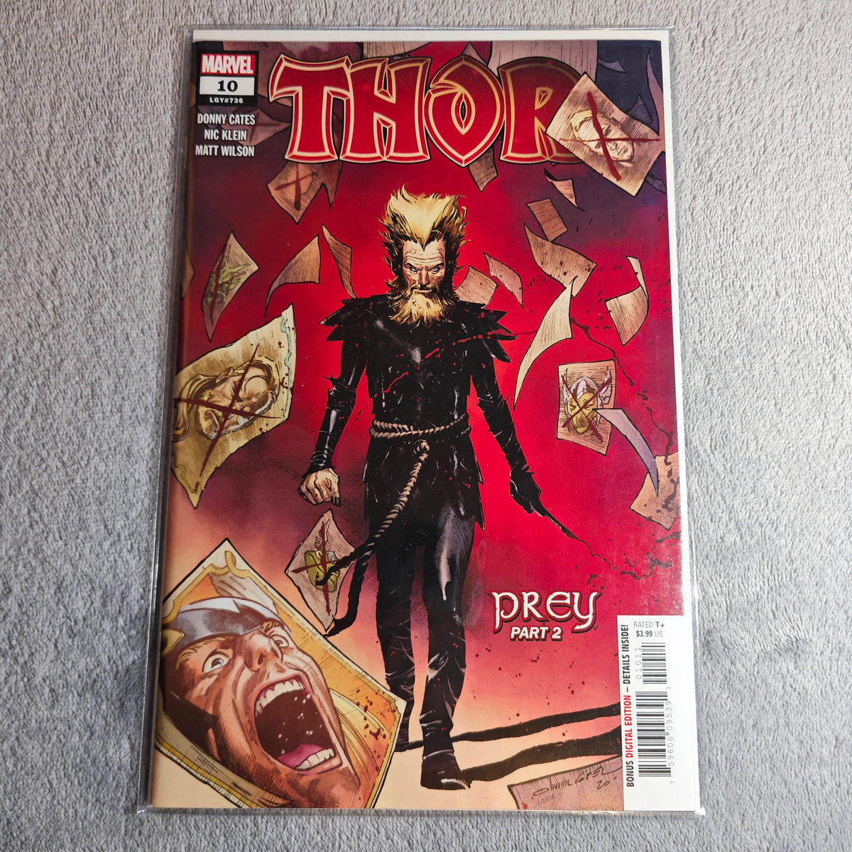 Thor Nr. 10 – Prey Part 2, Marvel Comic mit rotem Cover in Schutzfolie