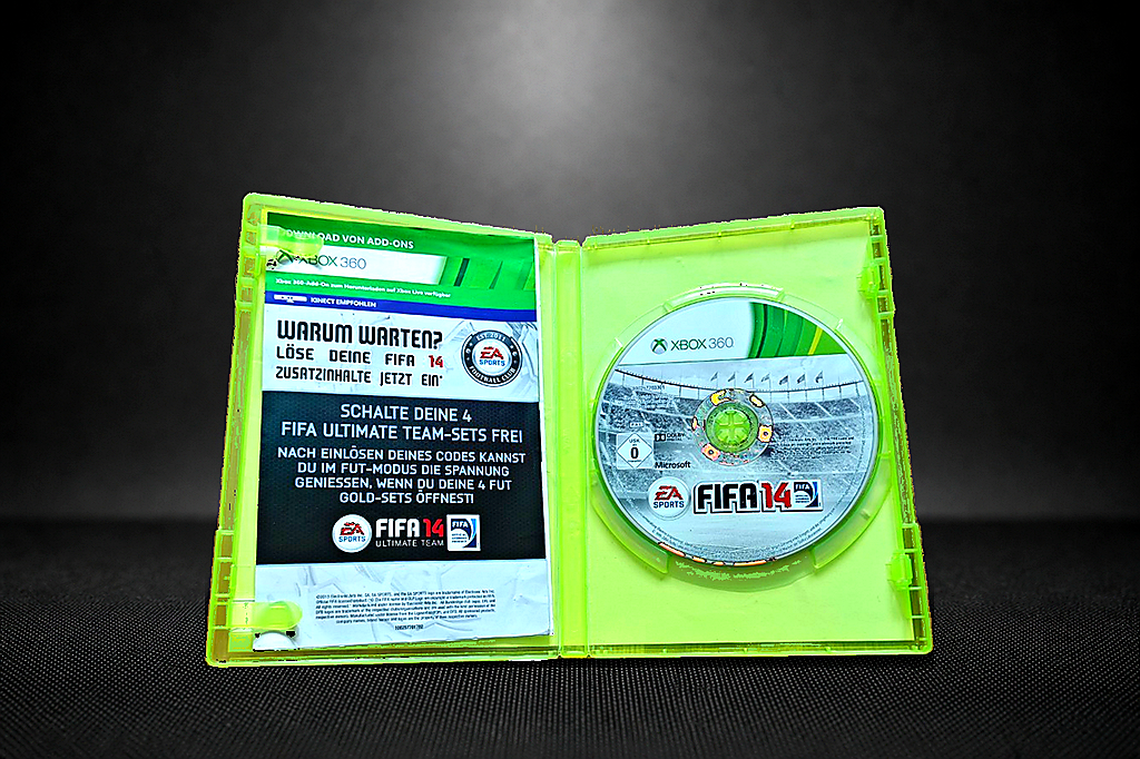 FIFA 14 Xbox 360 – Offen mit CD und DLC-Einleger