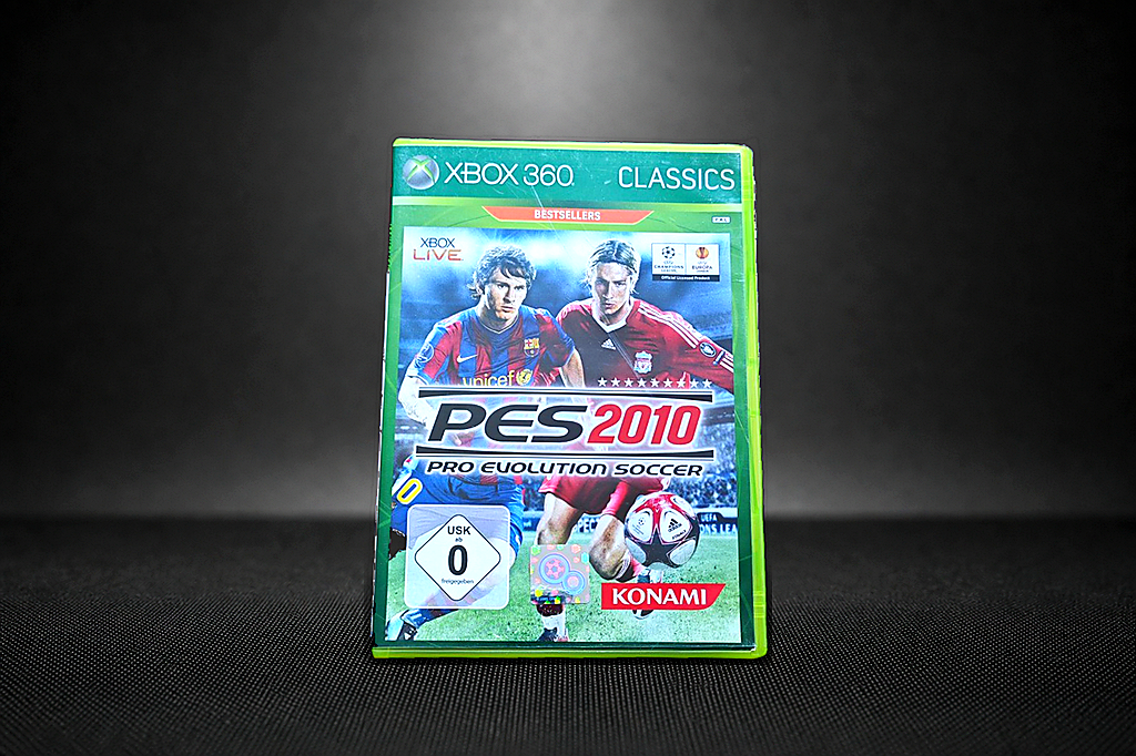 PES 2010 Pro Evolution Soccer Xbox 360 Classics – Front