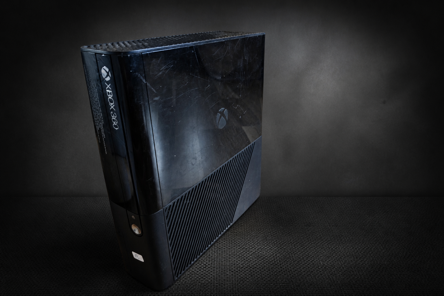 Xbox 360 E Schwarz Nr.K2 – Front Seite