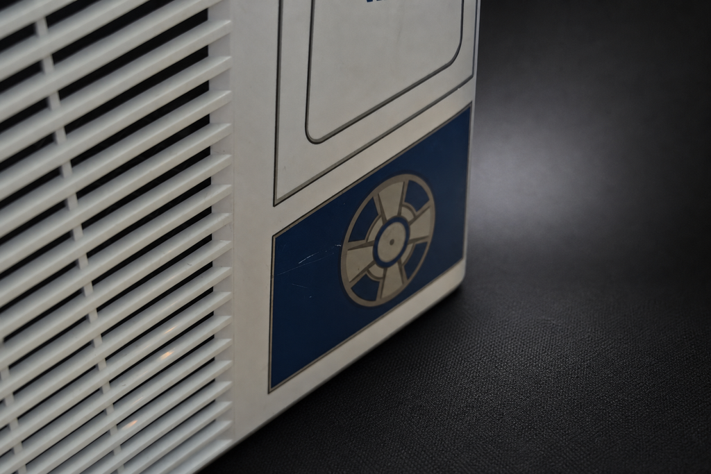 Xbox 360 S – Star Wars R2-D2 Limited Edition Bundle – 320GB – Weiß (Gebraucht)
