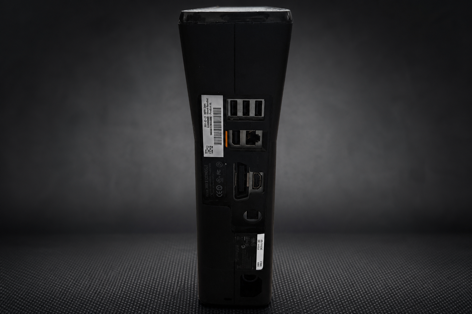 Xbox 360 S Slim Schwarz Nr.90 – Rückseite