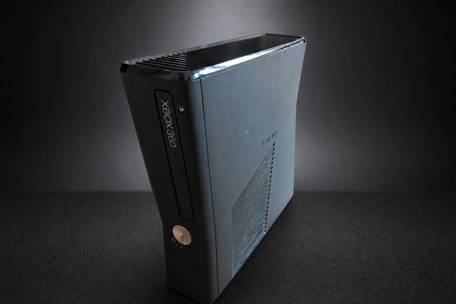 Xbox 360 S (Slim) – 250GB – Schwarz – Bundle mit 6 Spielen & Controller (Gebraucht)