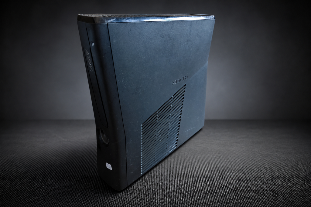 Xbox 360 S Slim Schwarz – Front Seite