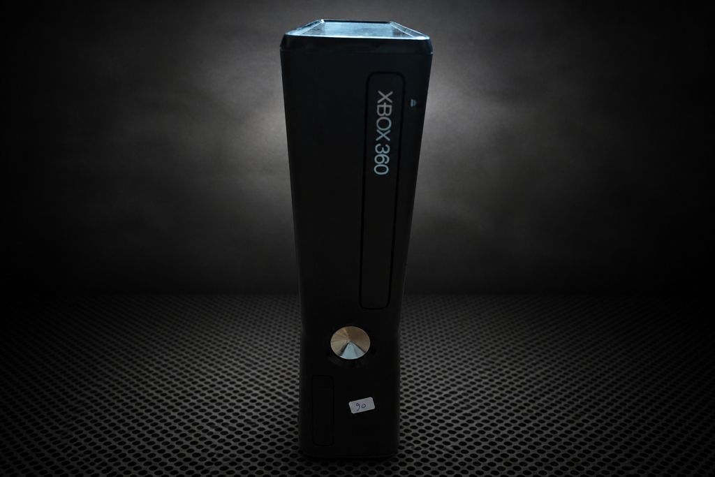Xbox 360 S Slim Schwarz Nr.90 – Front