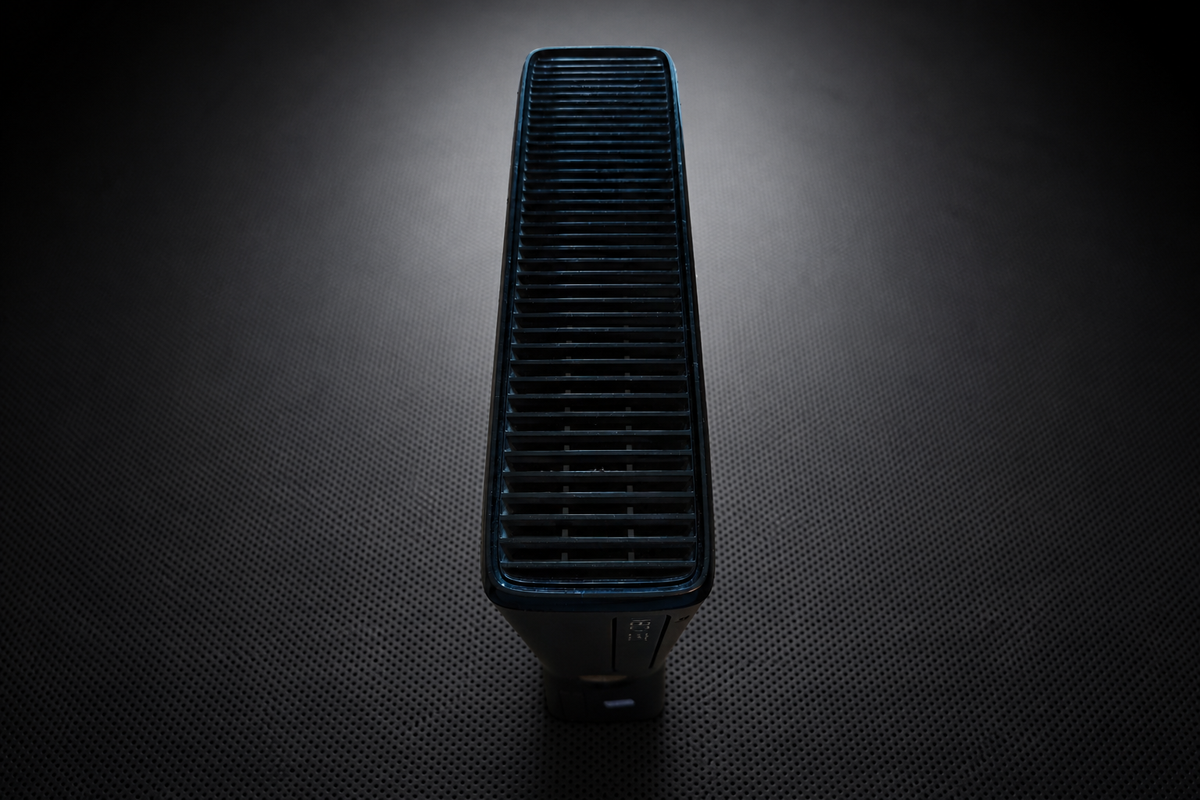 Xbox 360 S Slim Schwarz Nr.90 – Oben